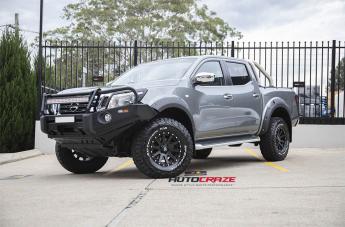 NISSAN NAVARA HEIST SATIN BLACK